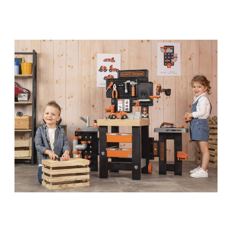 Atelier Mega Center Black & Decker SMOBY - Dès 3 ans