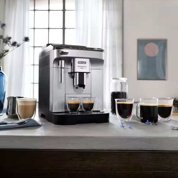 Machine à café expresso broyeur Magnifica Evo 1450W Noir/Argenté