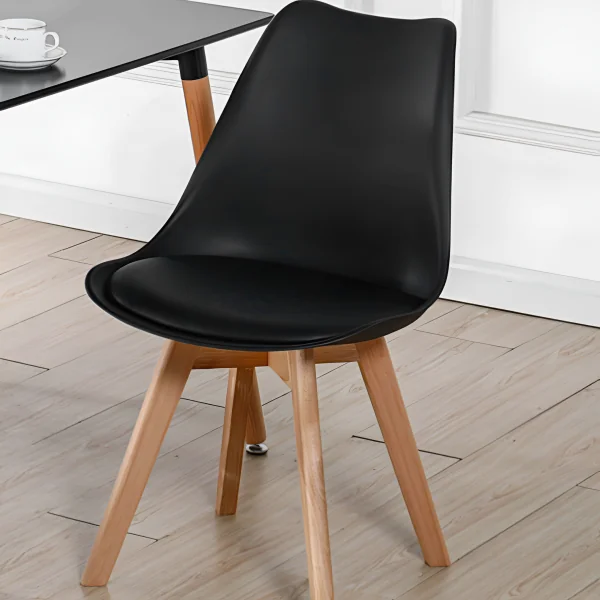 Chaise Stockholm noire style scandinave 