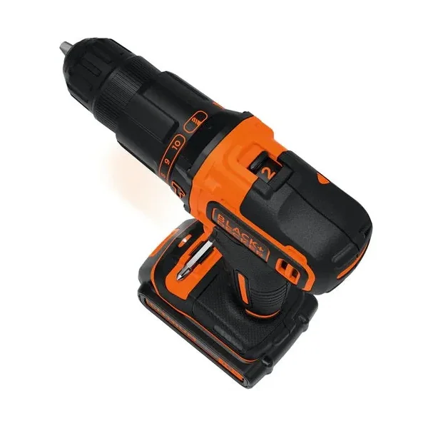 Perceuse à percussion sans fil BLACK + DECKER 18 V 2.5 Ah, 2 batteries BL188E2K